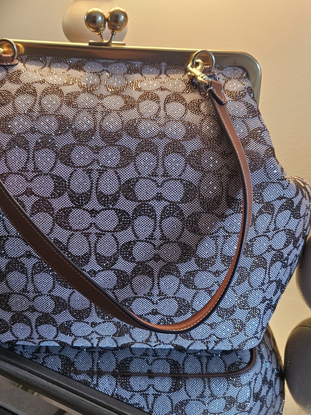Limited Edition Coach Signature Jacquard KissLock Frame Clutch Crystal - Picture 3 of 10